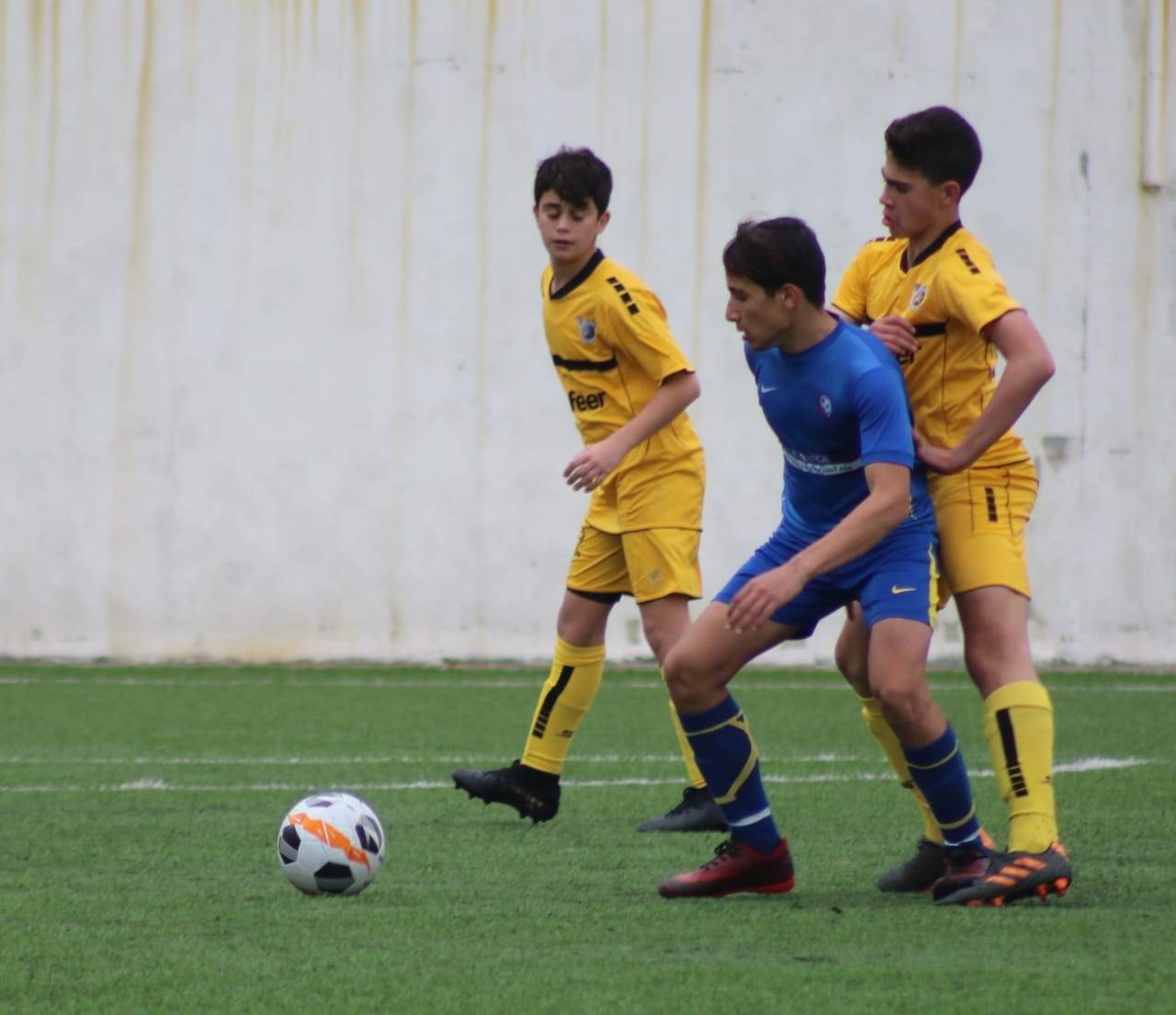 Football Lebanon - بالصورة | هداف دوري البراعم