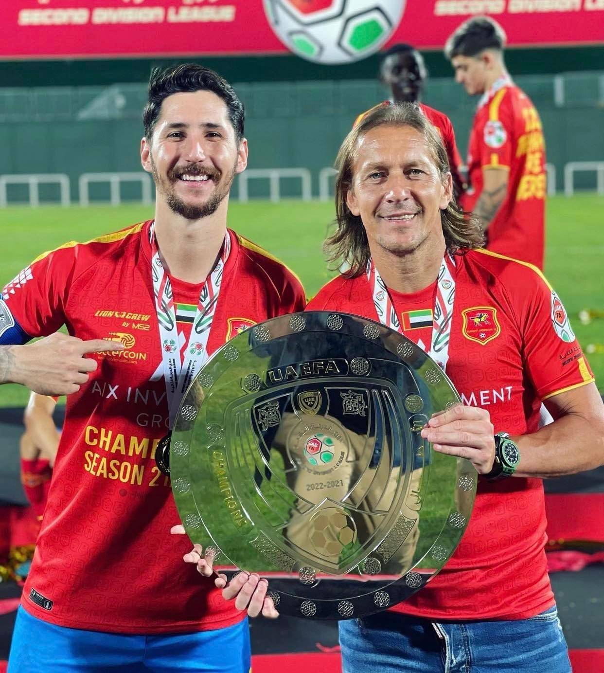 Football Lebanon - أيكر يقود فريقه إلى التأهل لمصاف الدرجة الأولى