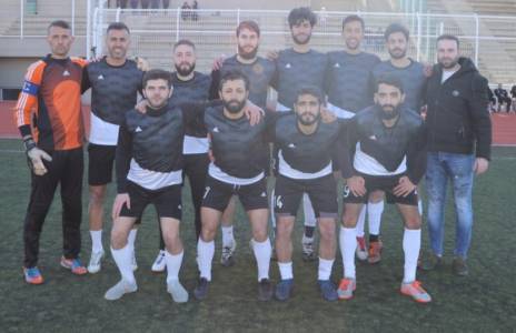 Football Lebanon - علي حسن | رخصة نادي النبي شيت إلى نادي تجمع شباب بعلبك... شكراً للسيد