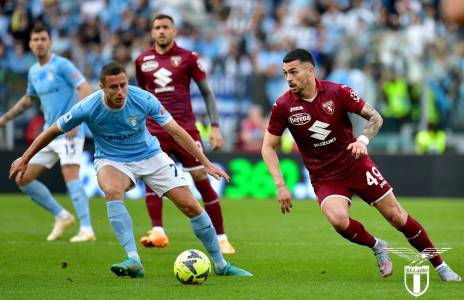 Football Lebanon - سقوط لاتسيو يؤمّن فرصة الوصافة ليوفنتوس