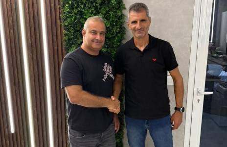 Football Lebanon - حسين حسون مديراً فنياً لنادي الجليل قانا