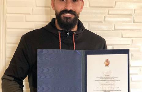 Football Lebanon - حاتم عيد | شهادة ماجيستير العلوم في ادارة الرياضات والقيادة هي الخطوة الأولى