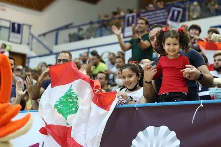 Football Lebanon - عرقجي يقدم اللقب للشعب اللبناني