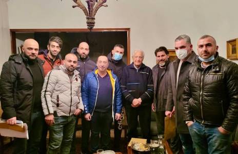 Football Lebanon - تجمع الشباب النجماوي في ضيافة الحاج عمر غندور