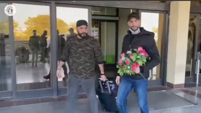 Football Lebanon - عواضة إلى جانب يوسف في الاحتراف