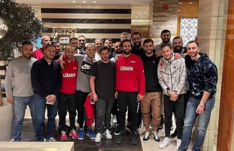 Football Lebanon - حل المنتخب اللبناني لكرة السلة ضيفاً في مطعم  الصفدي في دبي