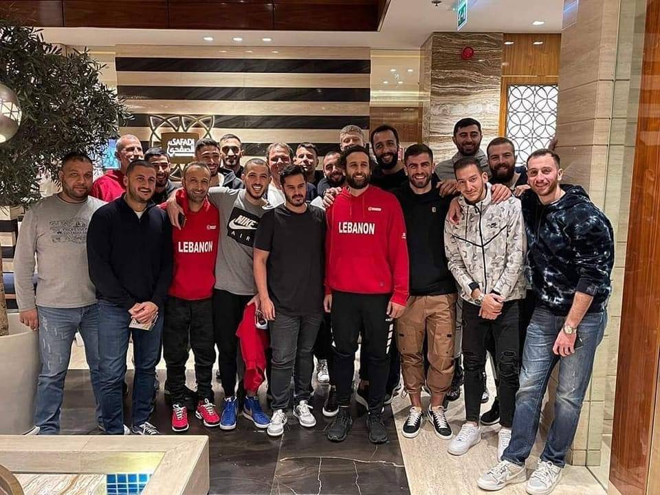 Football Lebanon - حل المنتخب اللبناني لكرة السلة ضيفاً في مطعم  الصفدي في دبي