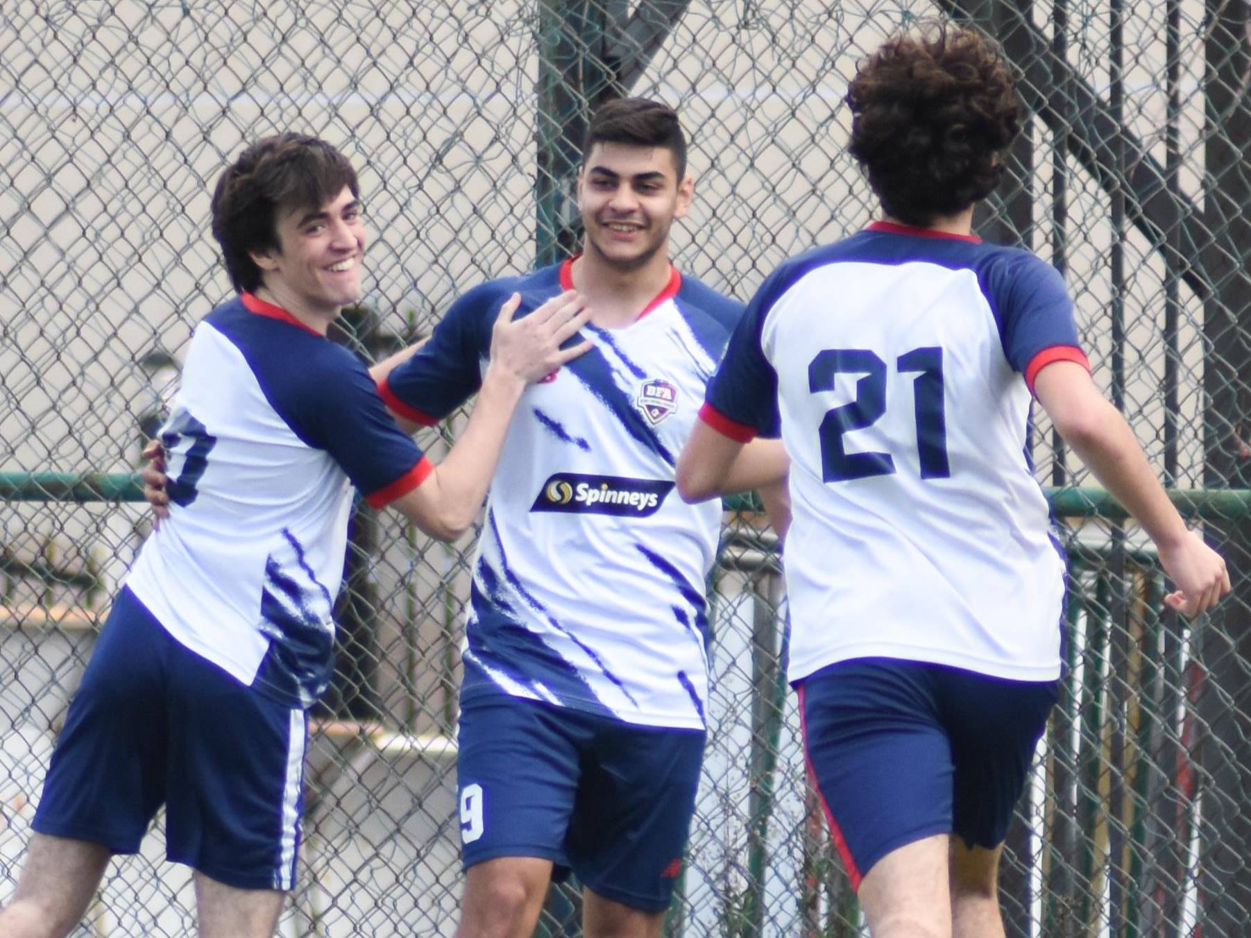 Football Lebanon - شحود يسجل أول أهدافه