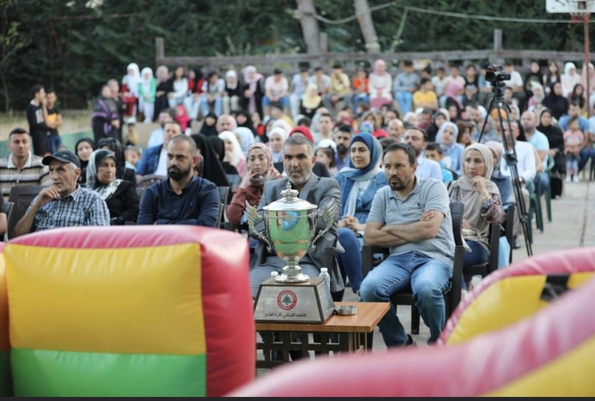 Football Lebanon - زيارة نادي العهد لمدرسة الطليعة زفتا