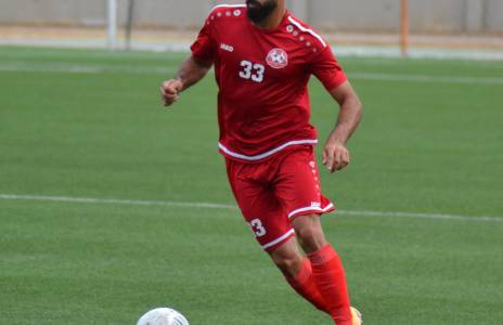 Football Lebanon - حاتم عيد يتلقى العروض