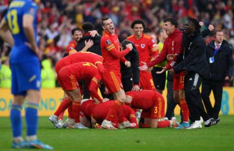 Football Lebanon - منتخب ويلز يتأهل إلى نهائيات كأس العالم 2022 بفوزه على أوكرانيا في الملحق