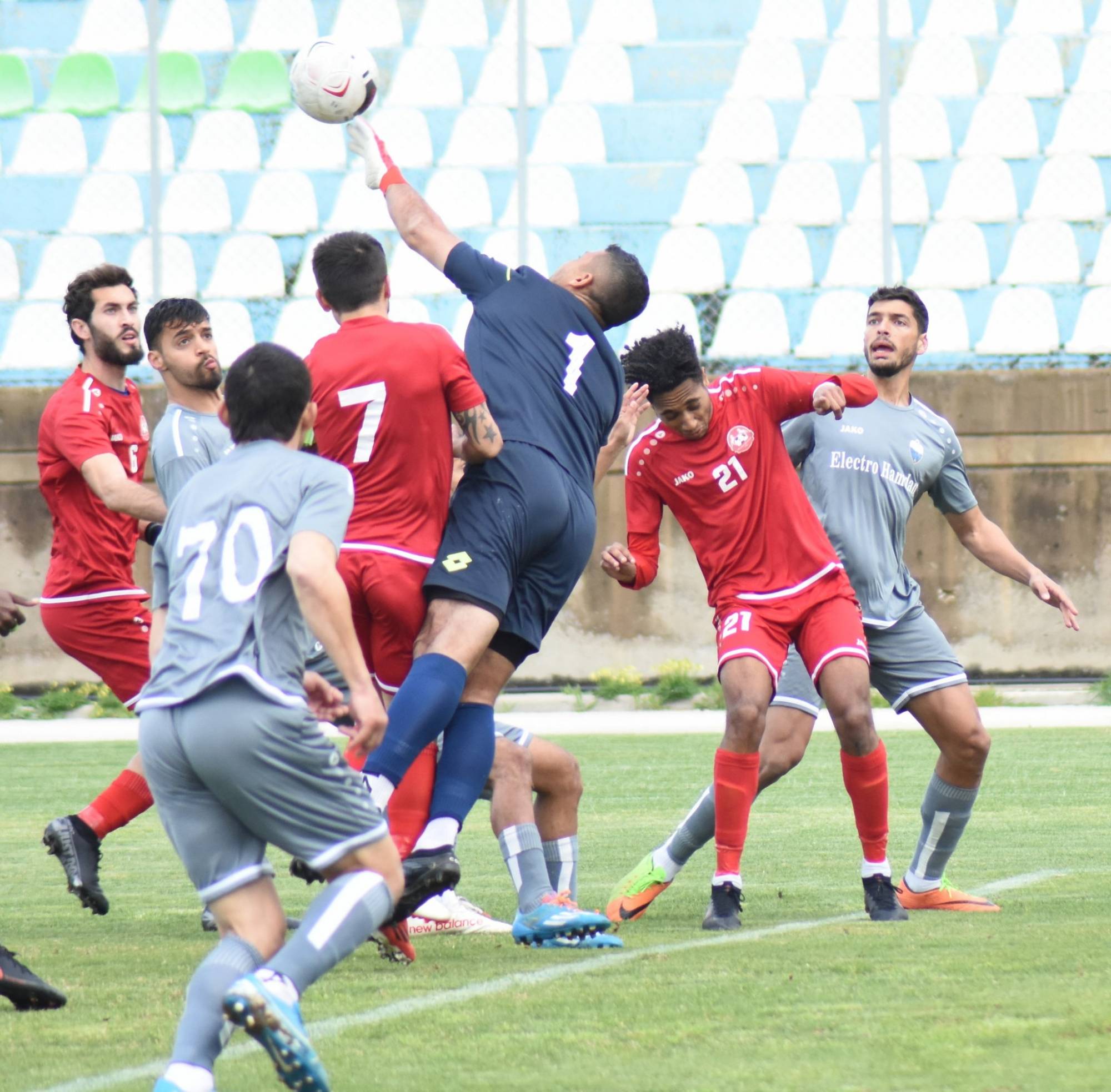 Football Lebanon - فوز طرابلس على الإخاء