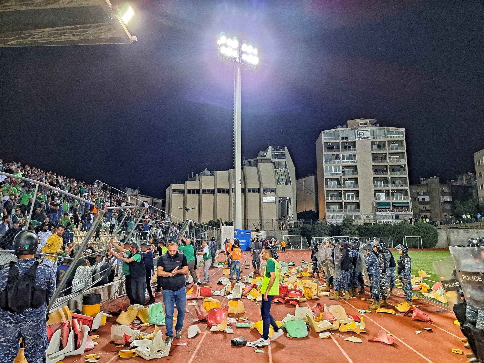 Football Lebanon - الأنصار خاسرا بنتيجة 3-0 أمام العهد وشطب 3 نقاط من رصيده