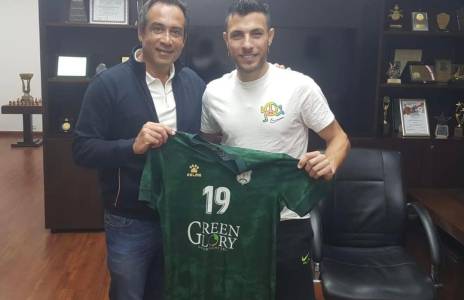 Football Lebanon - إدمون شحادة لاعباً في صفوف الأنصار