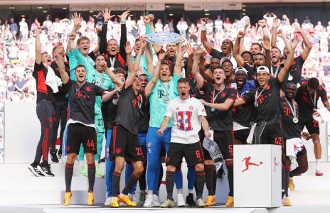 Football Lebanon - بايرن ميونيخ ينتزع اللقب الـ11 توالياً على حساب دورتموند... ويقيل أوليفر كان وصالحميديتش