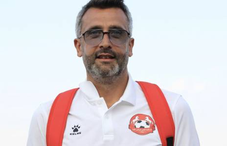 Football Lebanon - استقالة مدرب الإخاء الأهلي عاليه حسين حمدان