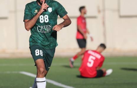 Football Lebanon - غازي حنينه يعود لتدريبات الأنصار