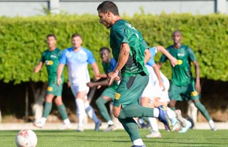 Football Lebanon - فوز الحكمة على الراسينغ بهدفين دون رد على ملعب فؤاد شهاب