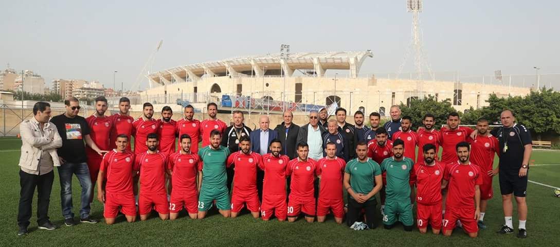 Football Lebanon - العرب يصفون لبنان بالخائن والسكوت علامة الرضا! 