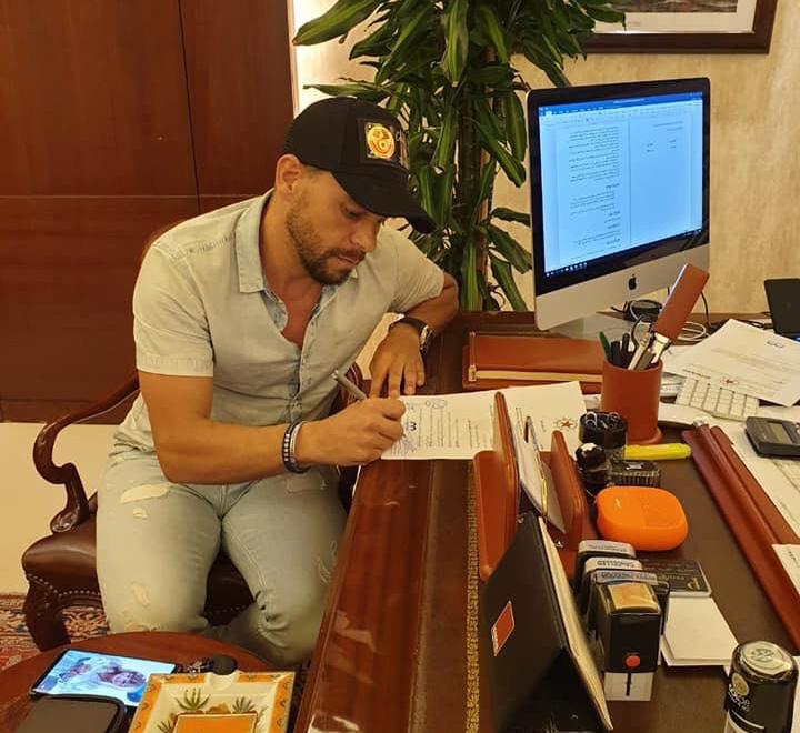 Football Lebanon - جرايا يوقع رسميا عقده مع النجمة