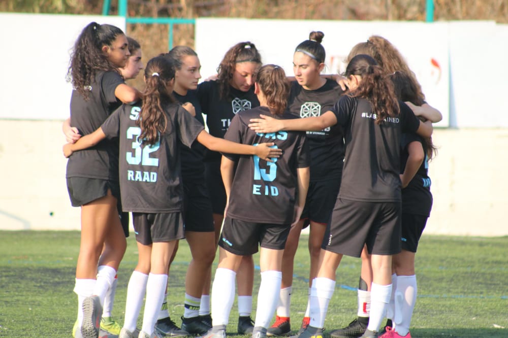 Football Lebanon - فوز hml على نجوم الرياضة