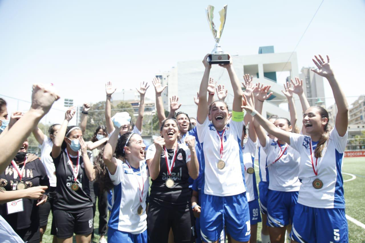 Football Lebanon - نجوم الرياضة يتوج بلقب بطولة السيدات التنشيطية الأولى