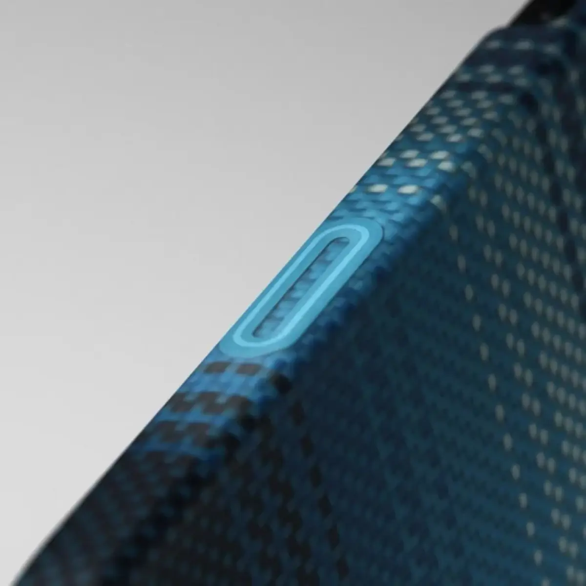 PITAKA Apple iPhone 17 Pro Aramid Fiber Case