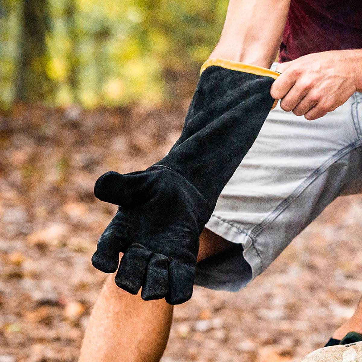 Lodge Black Leather Gloves