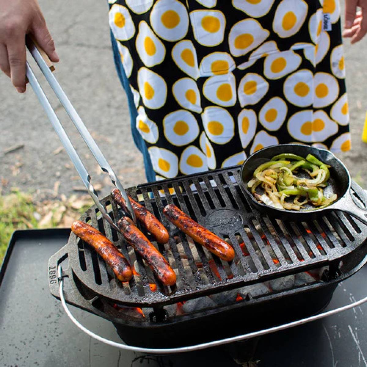 Lodge Out Door 16 Inch Tongs