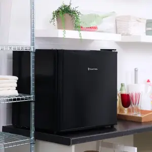 Russell Hobbs Table Top Fridge