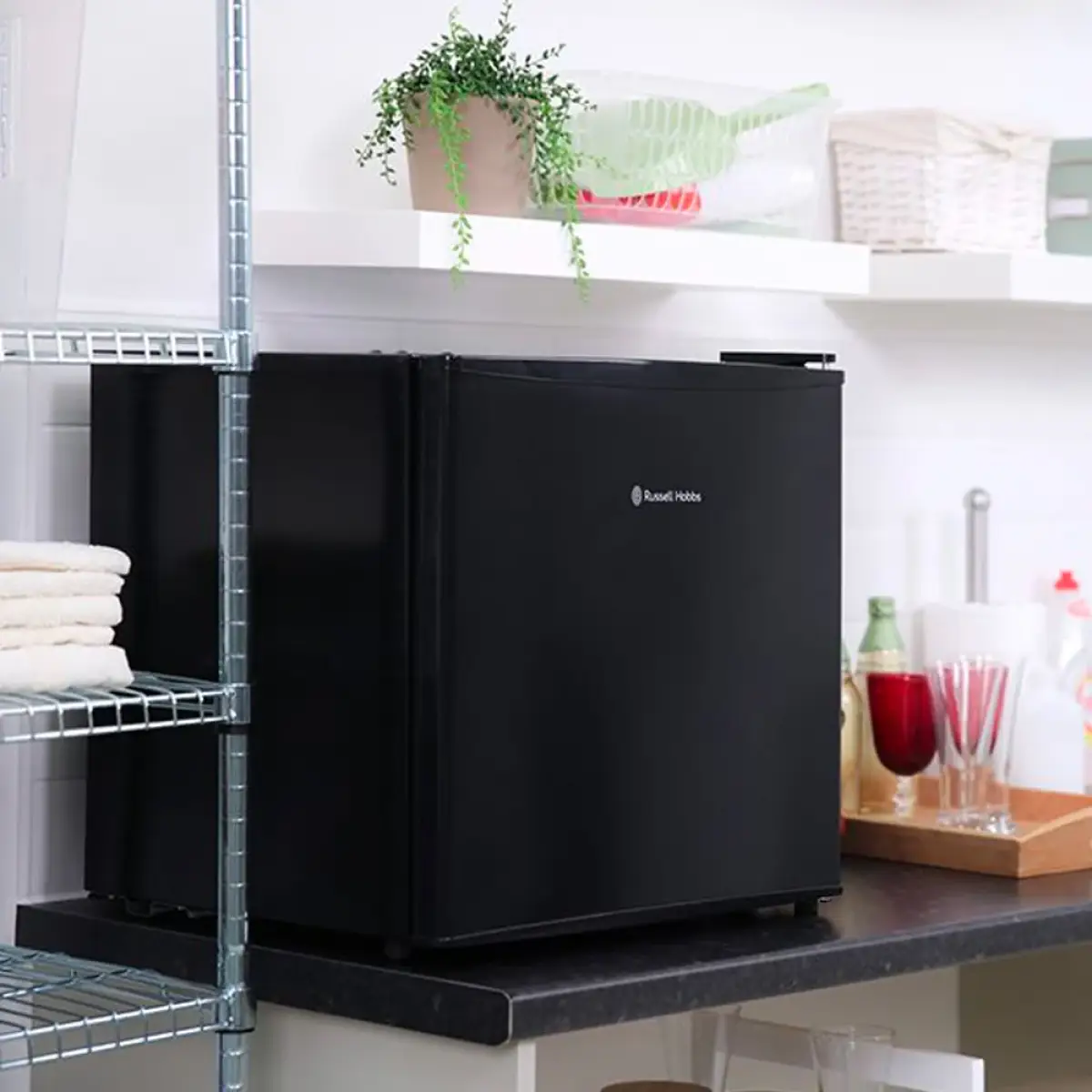 Russell Hobbs Table Top Fridge