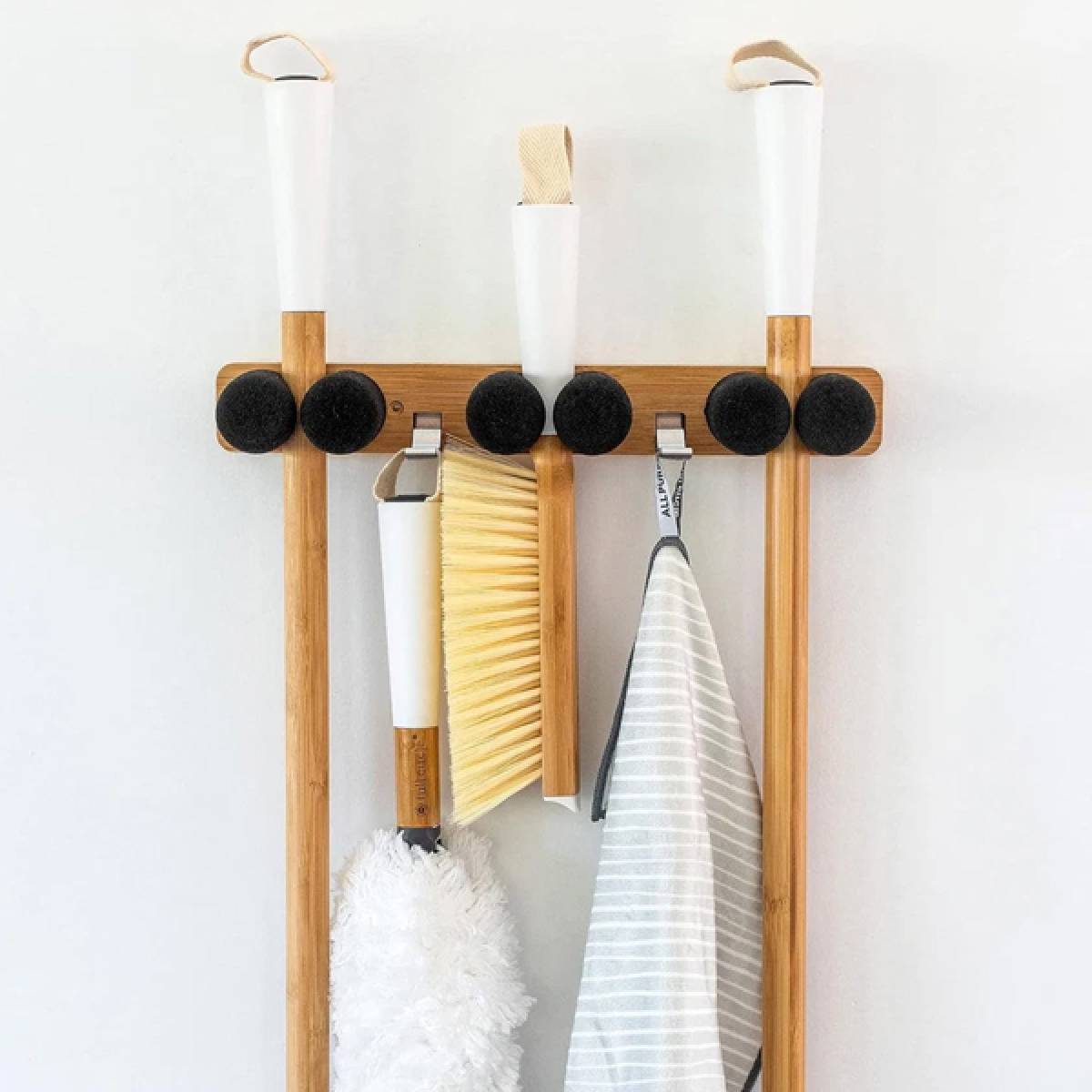 MOP & BROOM ORGANIZER-SMALL FULL CIRCLE