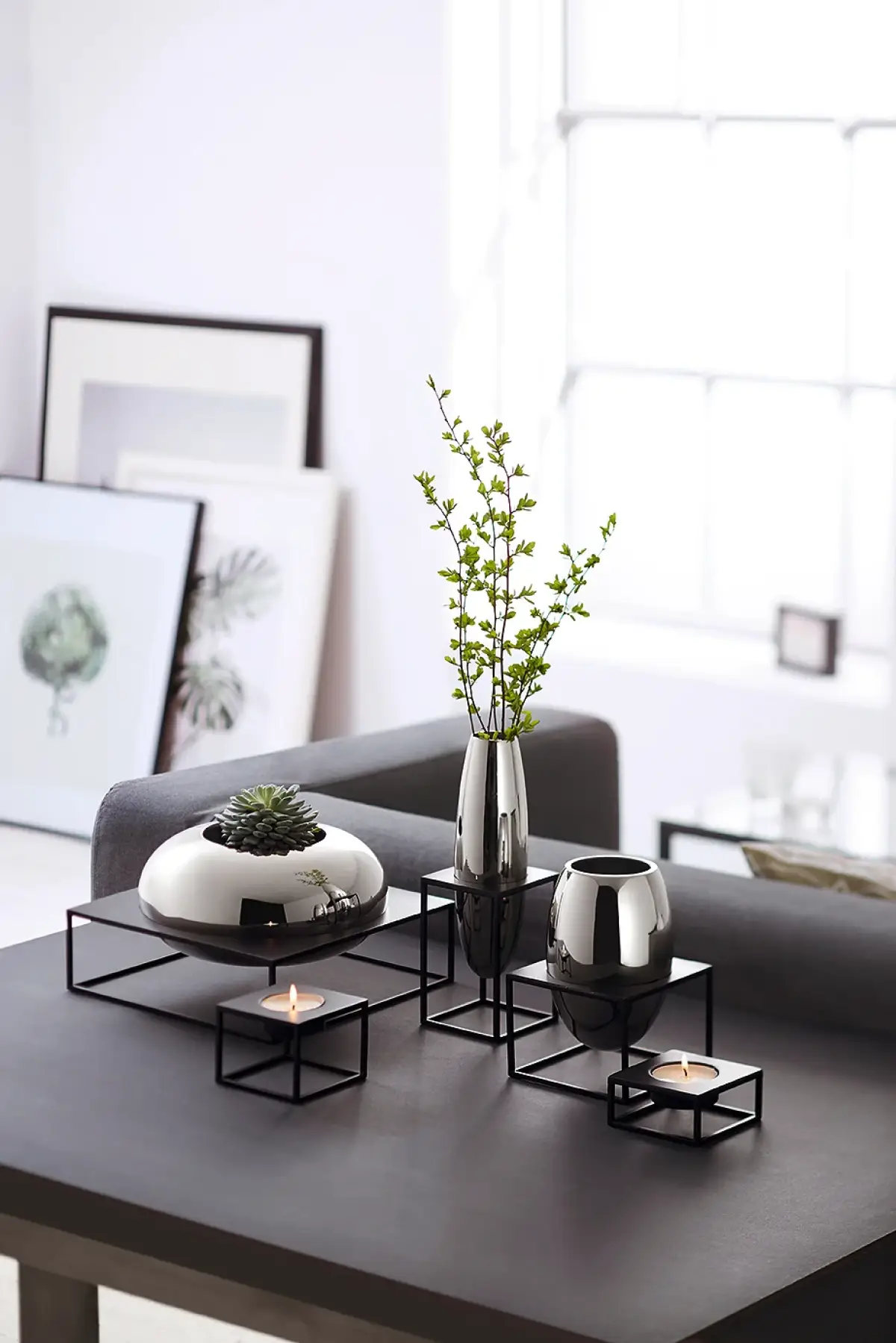 Solero Vase With Stand 30cm S Philippi 240025 Nickel