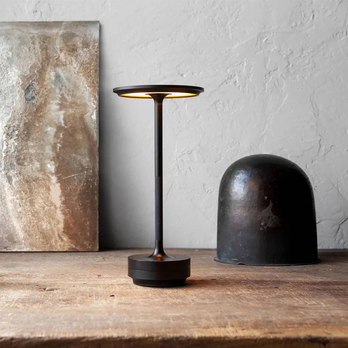 Premium Black Led Table Lamp 28 Cm – Elegant Ambient Illumination, Sk195148
