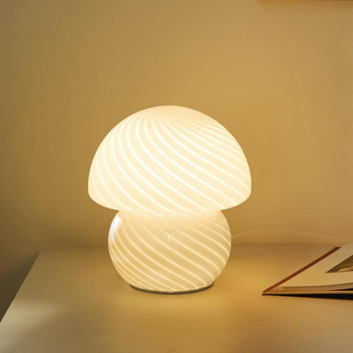 White Decorative Glass Bedside Table Lamp – 18 cm, Sk1951416