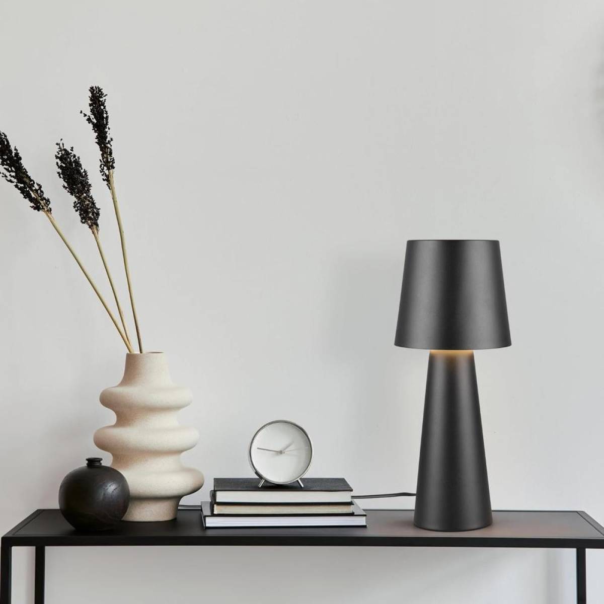 Black Metal Table Lamp  23 cm, Minimalist Design, 3 Light Levels, Sk1951426