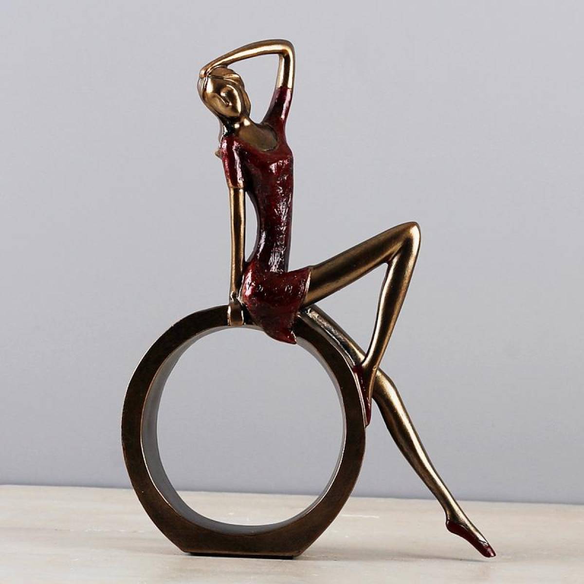Modern Women Duo Resin Figurine – Artistic Home Decor Accent, Sk882