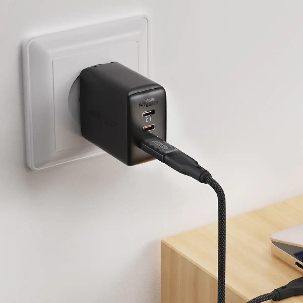AceFast USB-C to USB-A Adapter J2