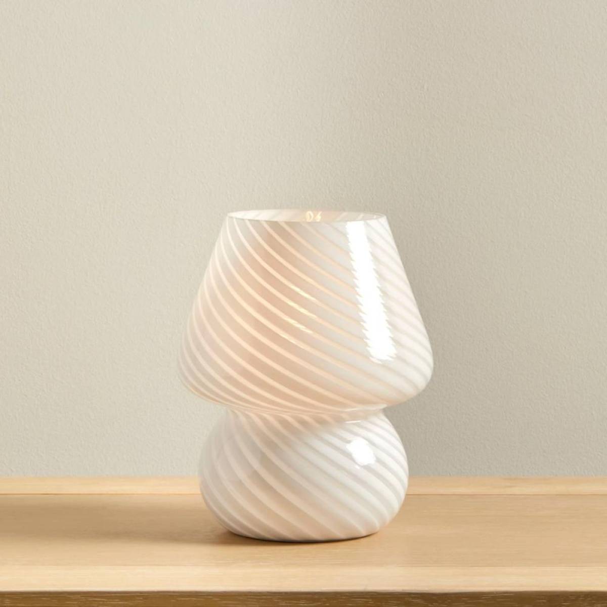 Striped Glass Accent Lamp – 18 cm, Elegant Plug-in Lighting, Sk1951424