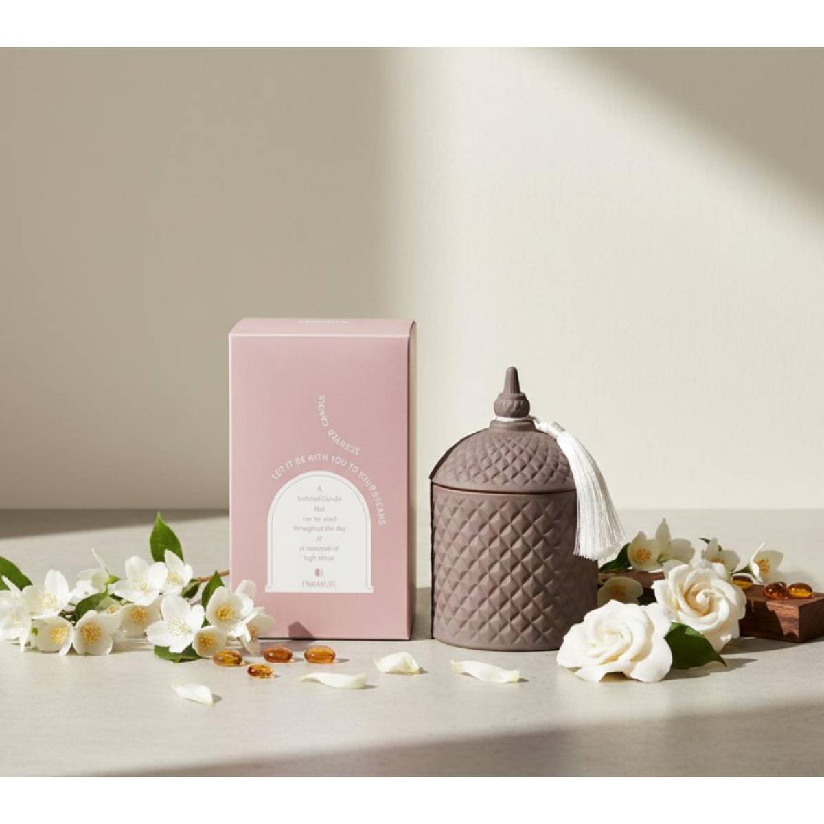 Finmanlife Shangri-la Luxury Scented Candle, Sk933r