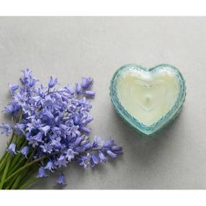Blue Bells Scented Heart Candle | Finmanlife, Sk932g