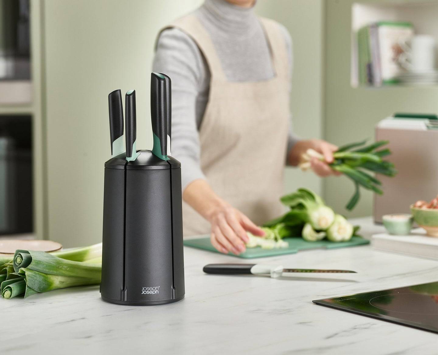 Joseph Joseph Elevate™ Carousel 5-piece Knives Set – Sage