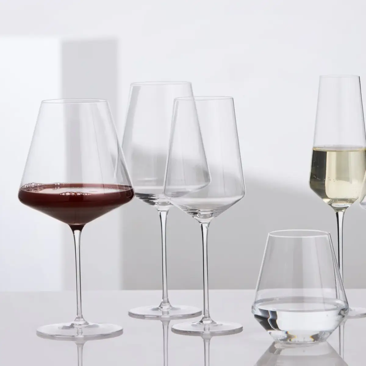 Set Of 2 Wine Glasses Aida Ultima White 13252