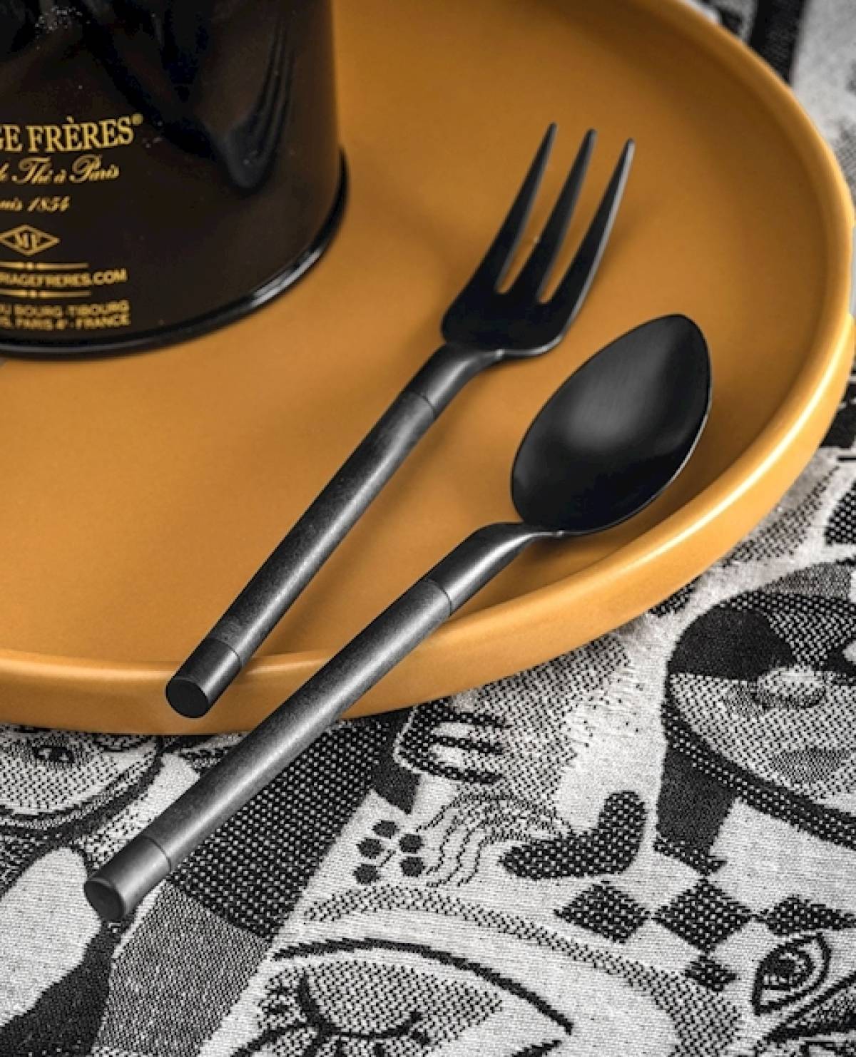 Special Edition Set Herdmar Vogue 42pcs Mat Black