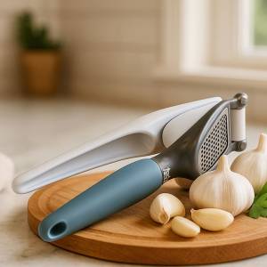 Testa Garlic Press