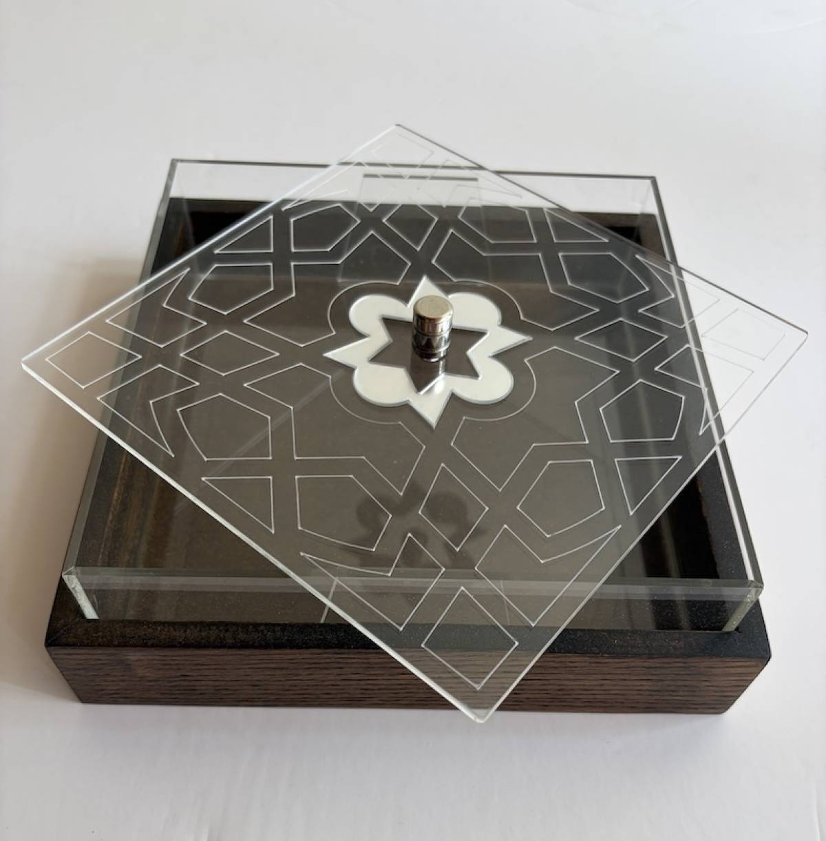 wood & acrylic box light walnut silver A