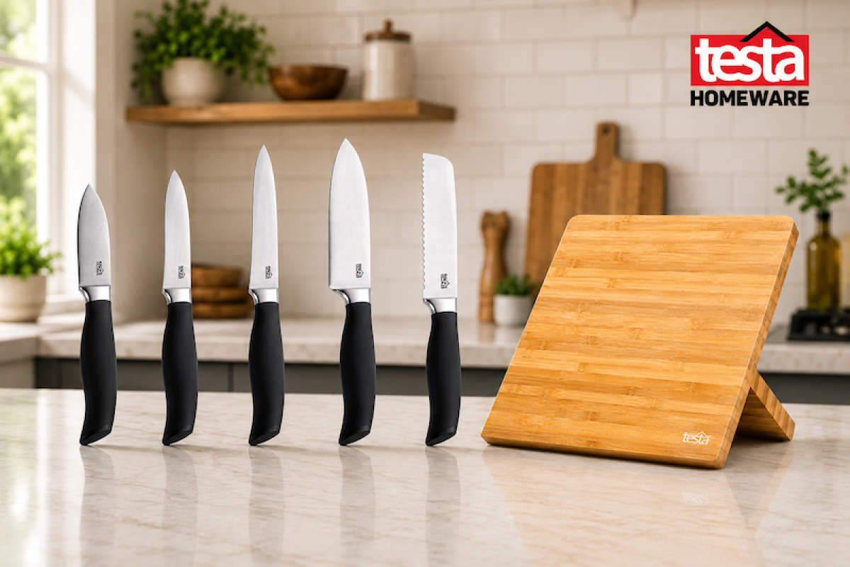 TESTA ESSENTIAL KNIVES + BAMBOO STAND BLOCK WITH MAGNET