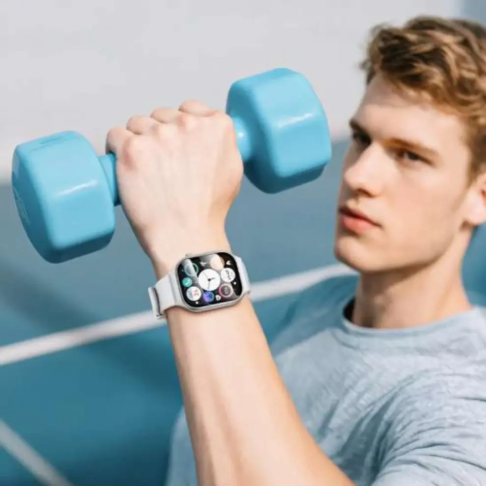 Hoco Y33 Smartwatch Bluetooth Calling