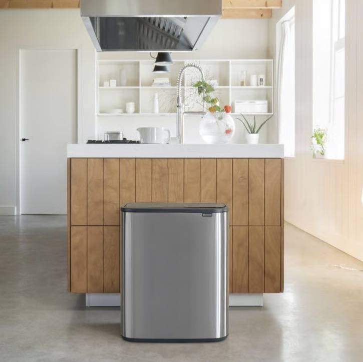 Brabantia Bo Touch Bin, 60 litre, Plastic Bucket,Matt Steel Fingerprint Proof