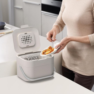 Joseph Joseph Stack food waste caddy